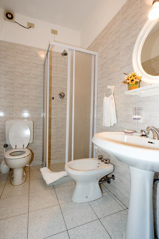 Hotel Del Mera Sorico Zimmer foto